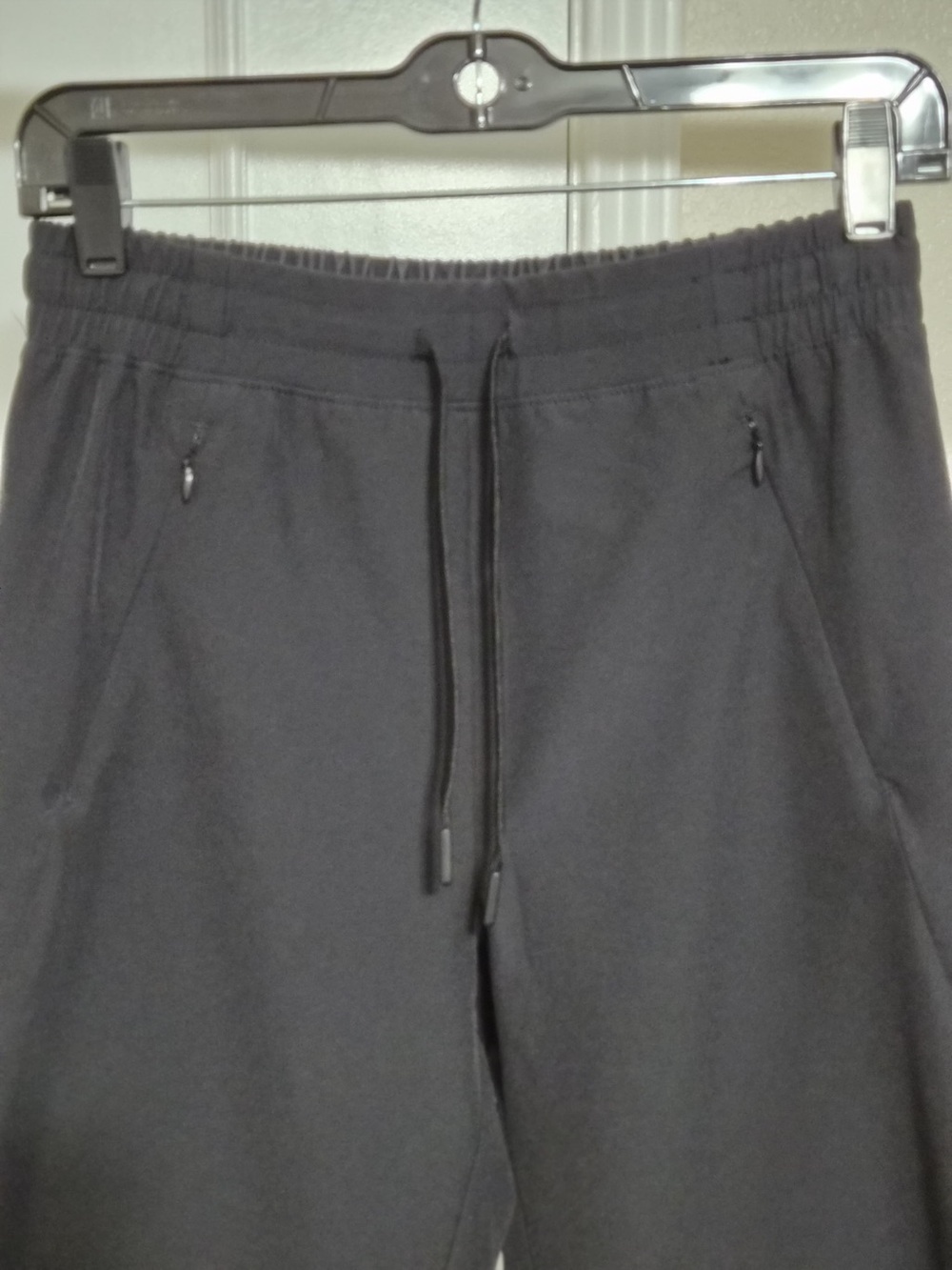 Unworn Women's Black Drawstring joggers